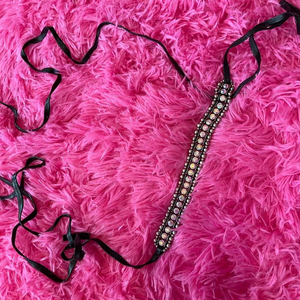 Diamond choker